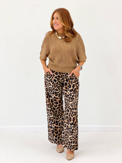 Leopard pants with a side stripe and elastic waist