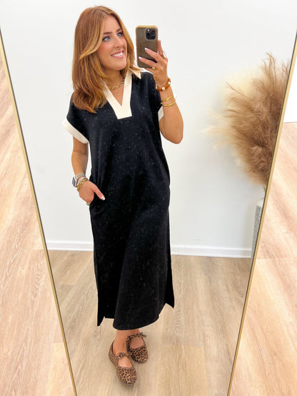 Long scuba dress with a V-neck and edge trim