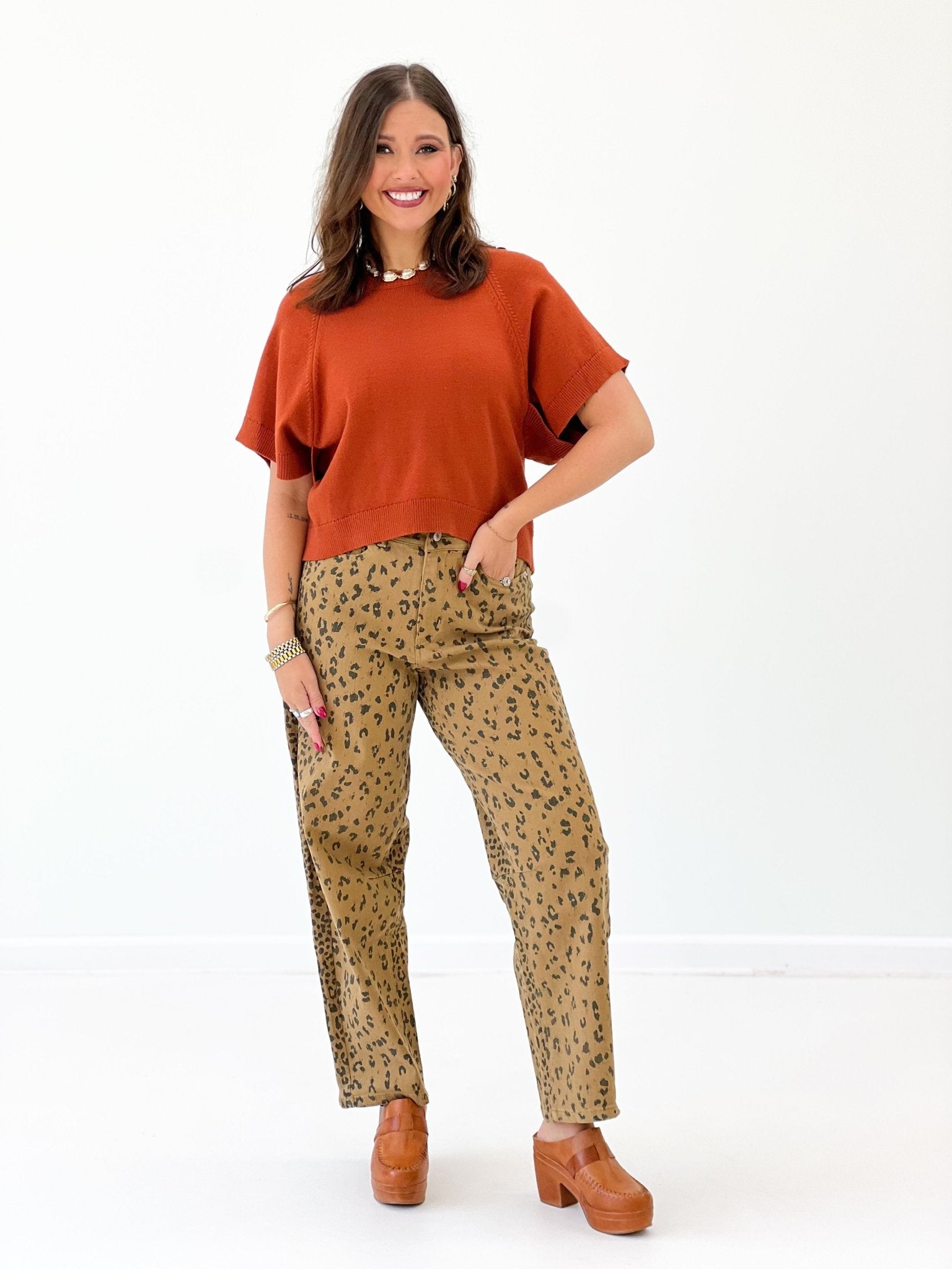 Entro Knit Short Sleeve Sweater Top - Lavish Boutique01-TOPS