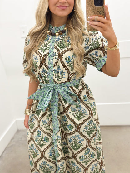 Natural mix floral print on a button front dress