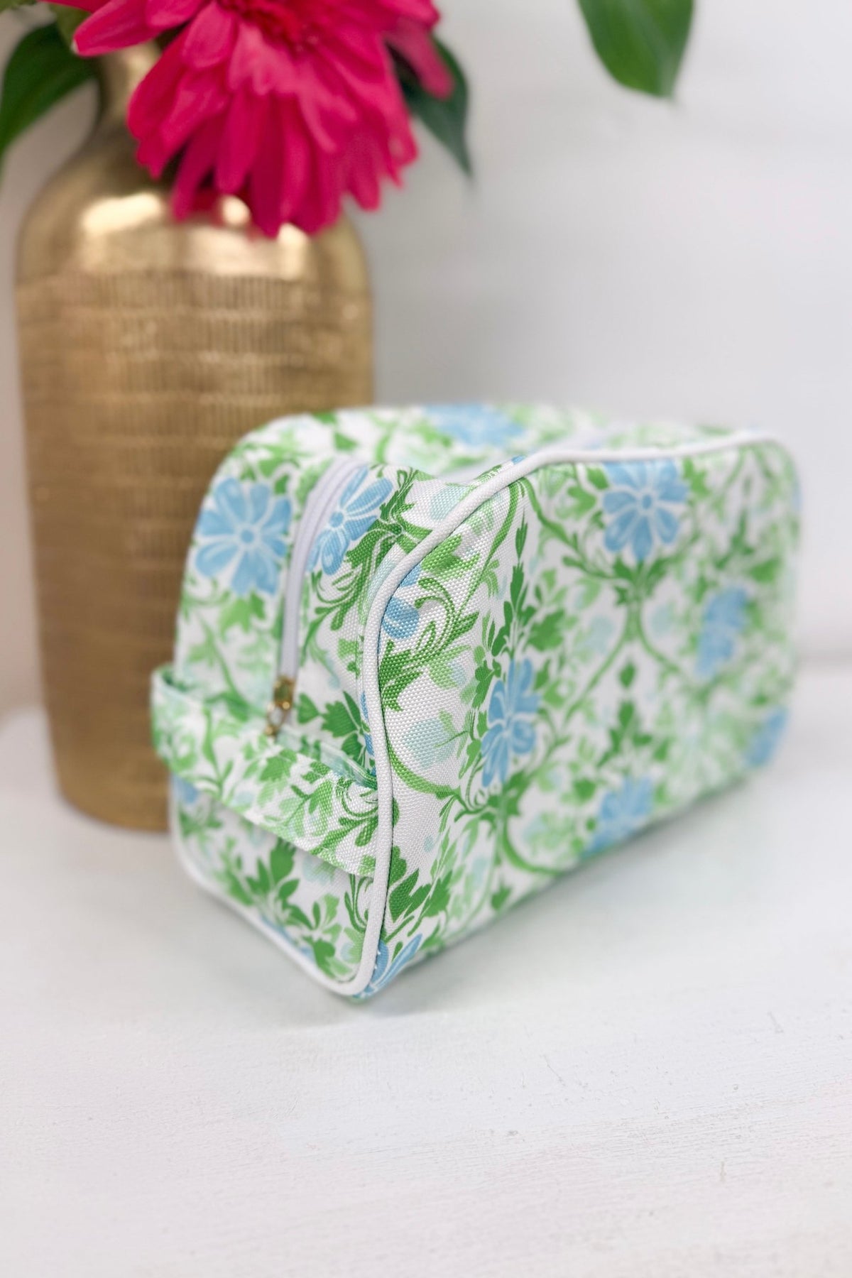 Floral canvas pouch for cosmetics