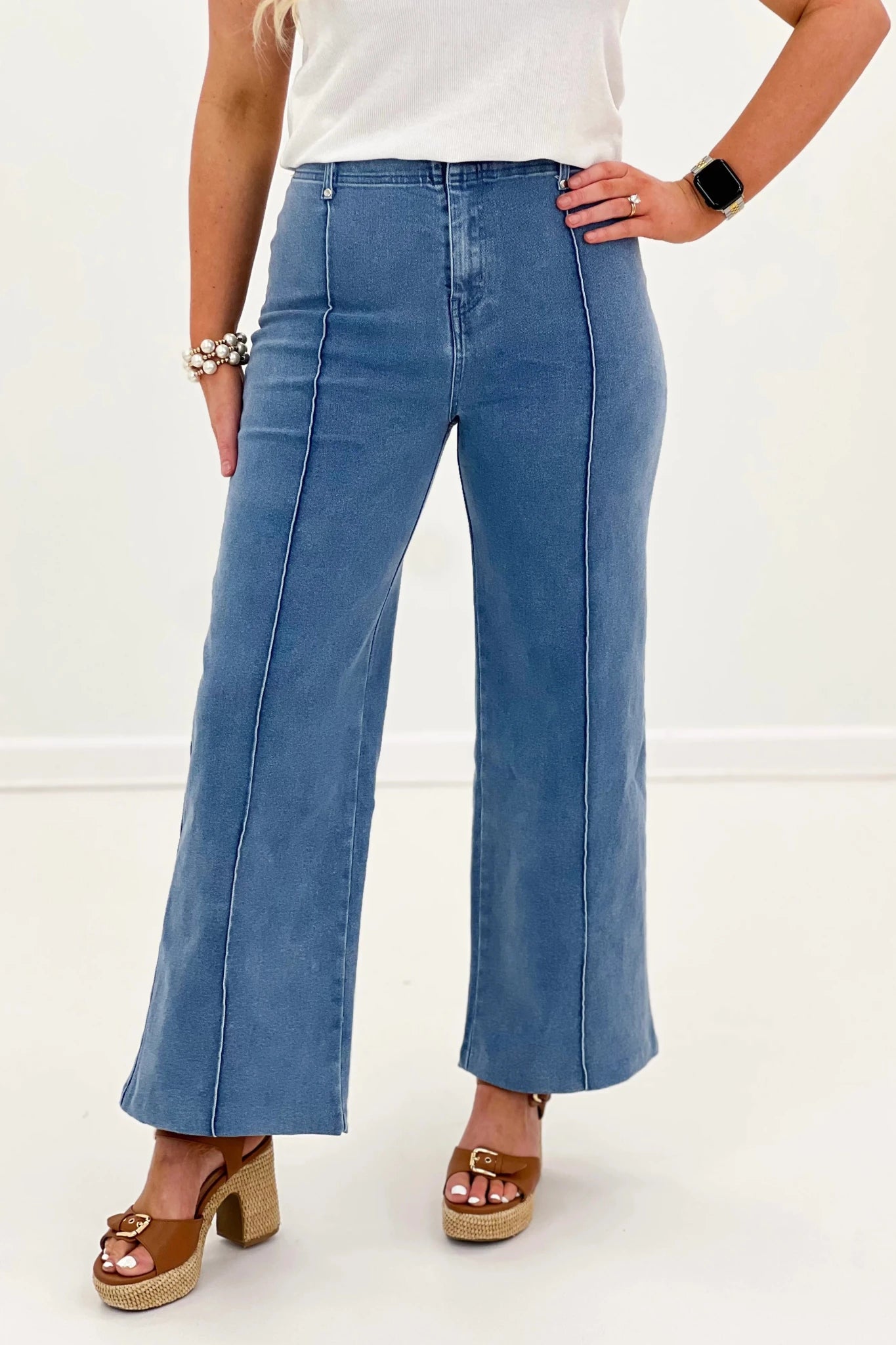 Front seam wide leg pants with a long fluid leg