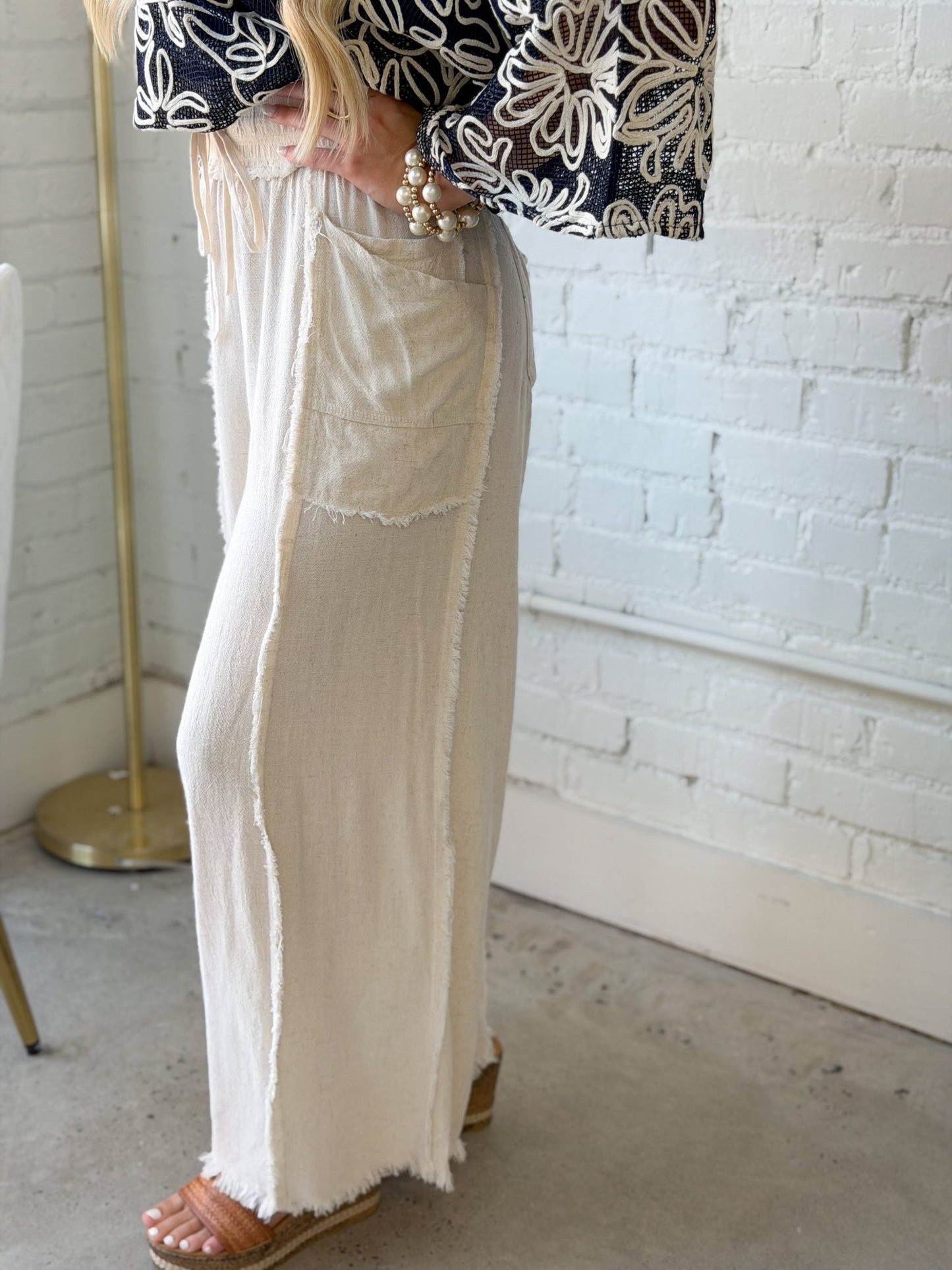 Linen pants with a comfortable elastic waist