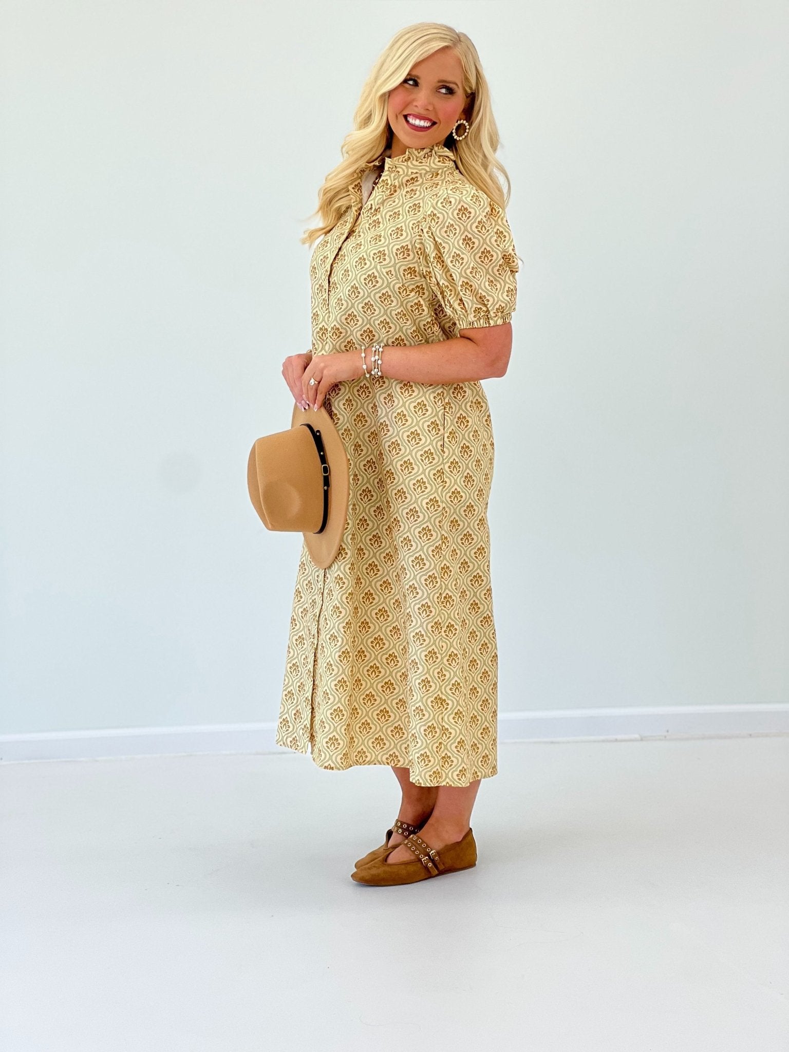 GiGio Ruffle Collar Midi Dress - Lavish Boutique04-DRESSES