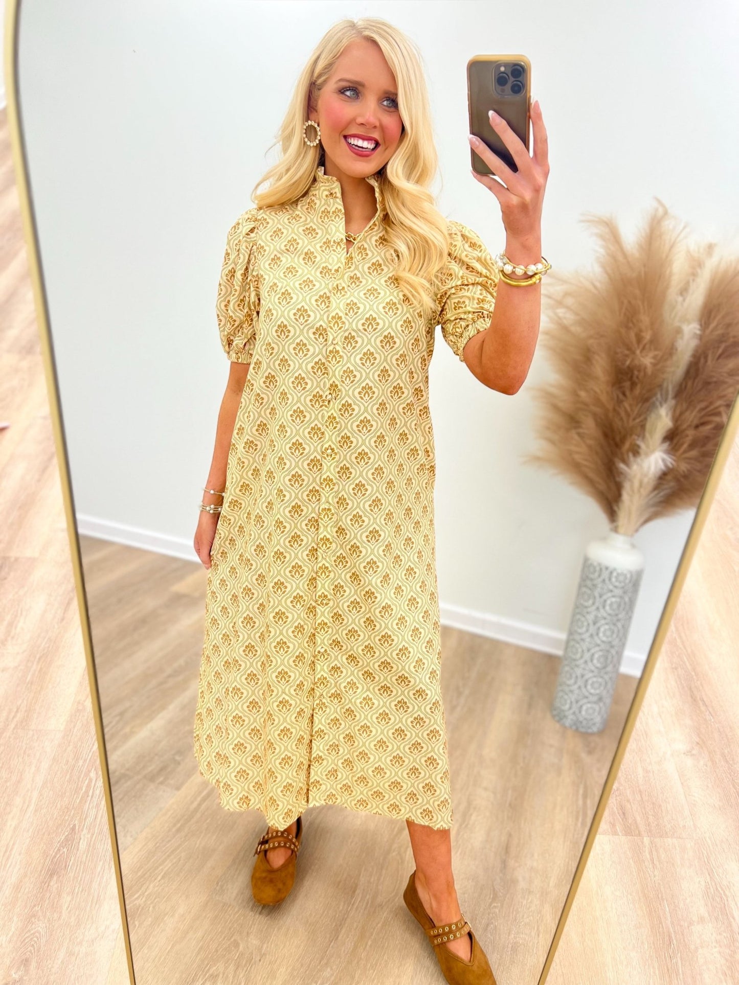 GiGio Ruffle Collar Midi Dress - Lavish Boutique04-DRESSES