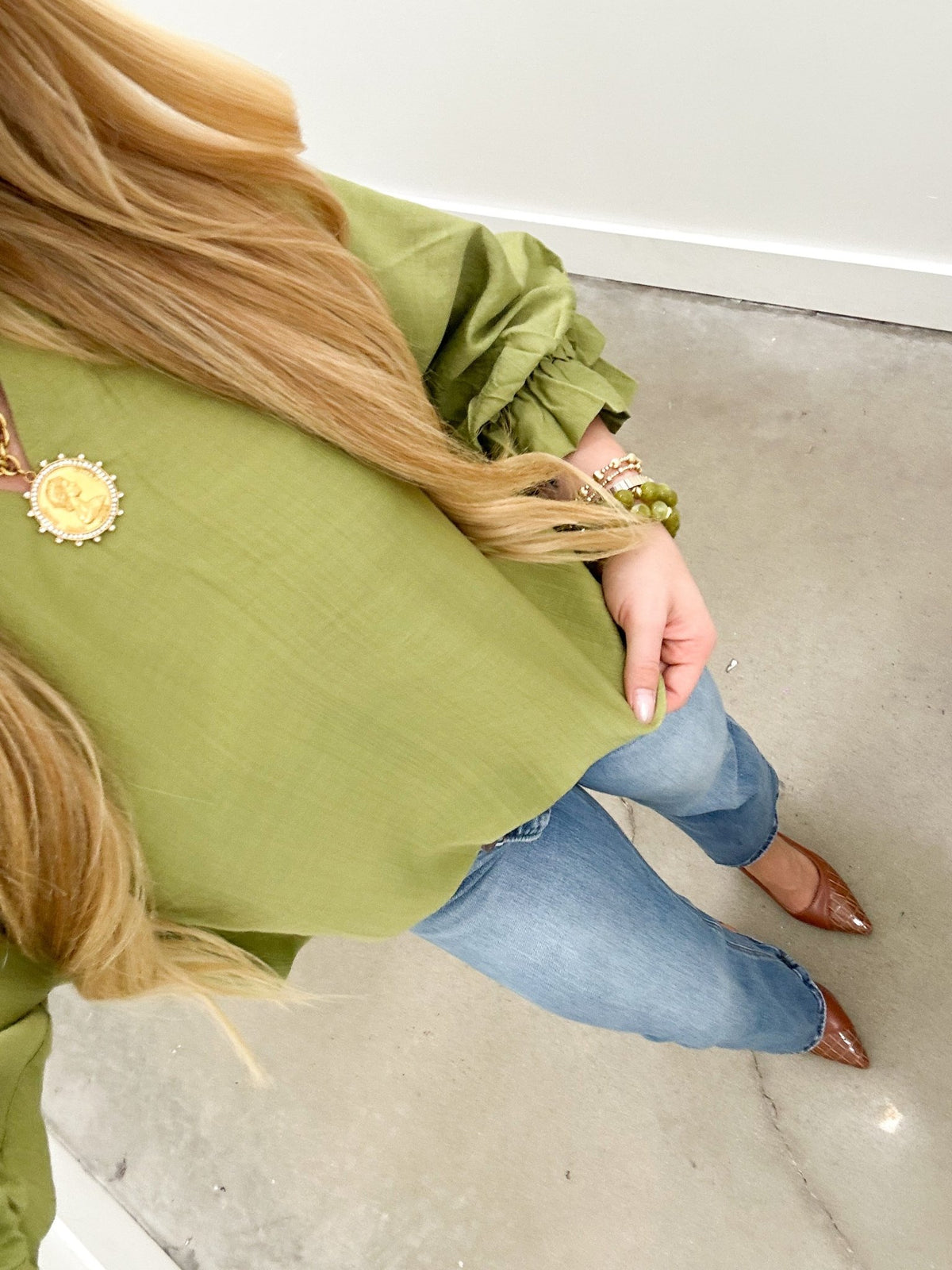 Gigio Scalloped Edge V-Neck Top - Lavish Boutique01-TOPS