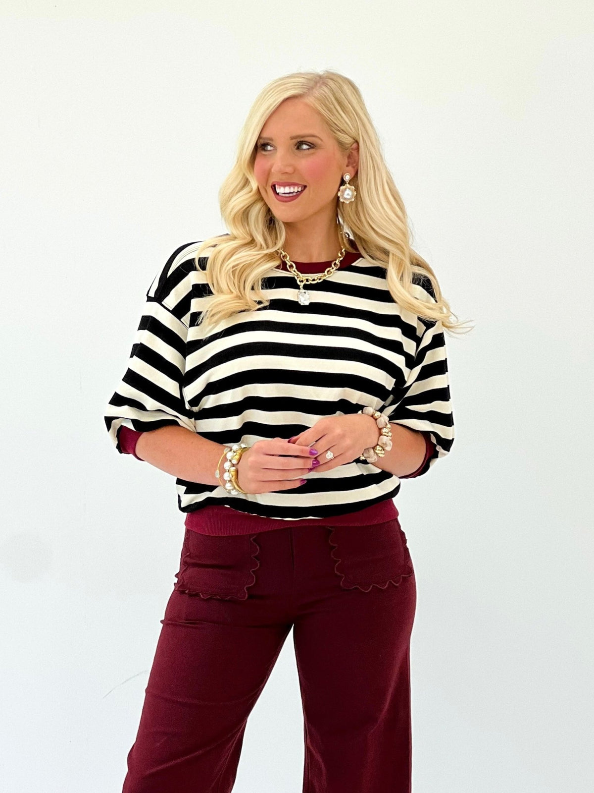 Striped crew neck top in black