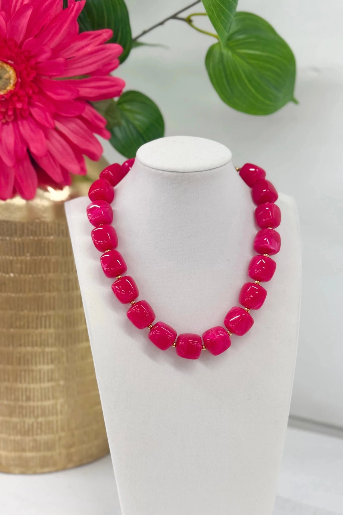 Necklace of squared marbled beads