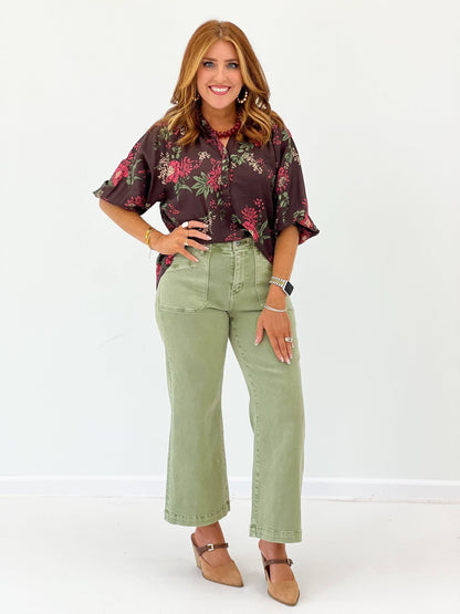 Floral print top with short gathered sleeves in brown