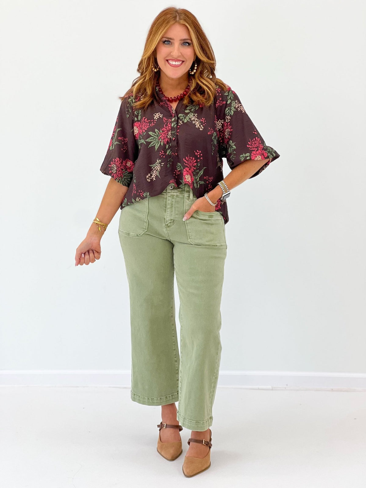 Brown floral short sleeve top