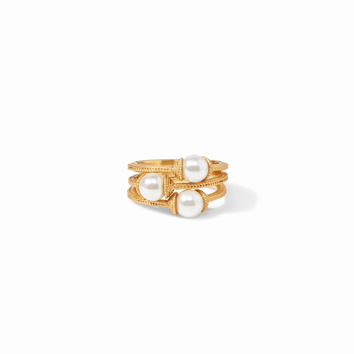 Gold trio ring set with pearls