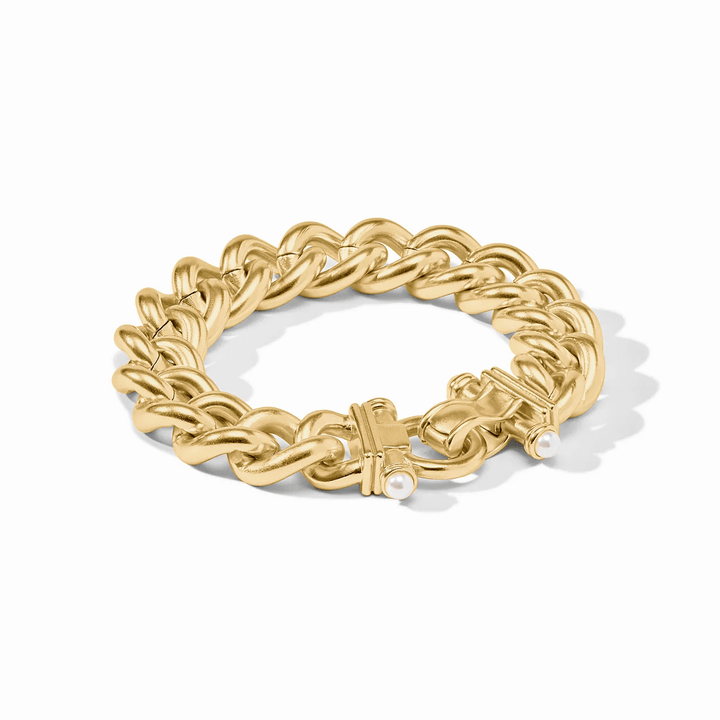Gold link bracelet set with pearls