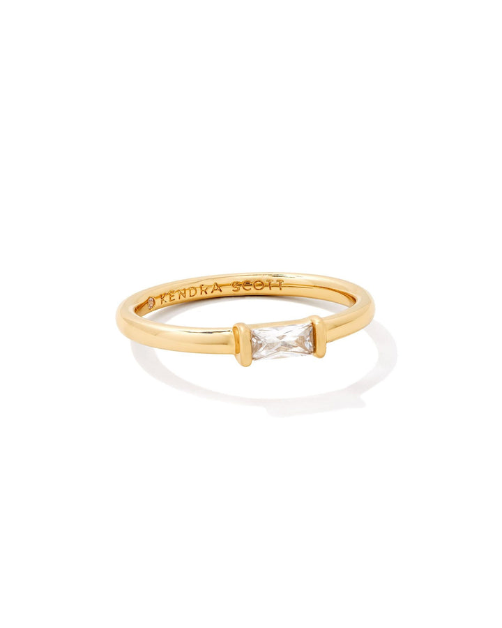 Gold band ring with an engraved pattern