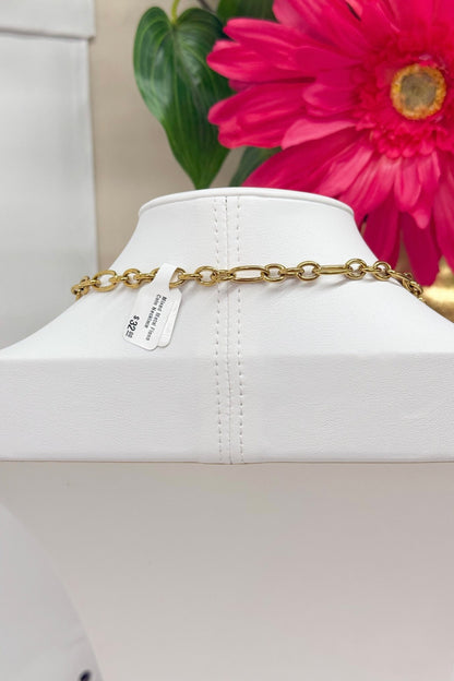 Diamond-look layer necklace in gold tone