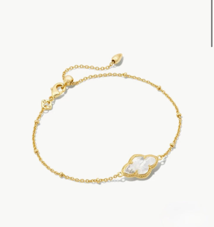 Gold satellite chain bracelet with mother of pearl beads