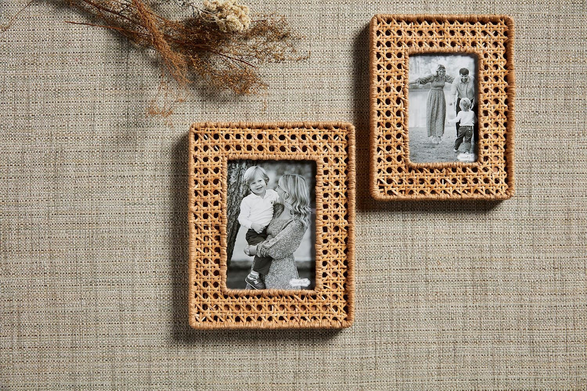 Woven cane frame in a natural finish, large size