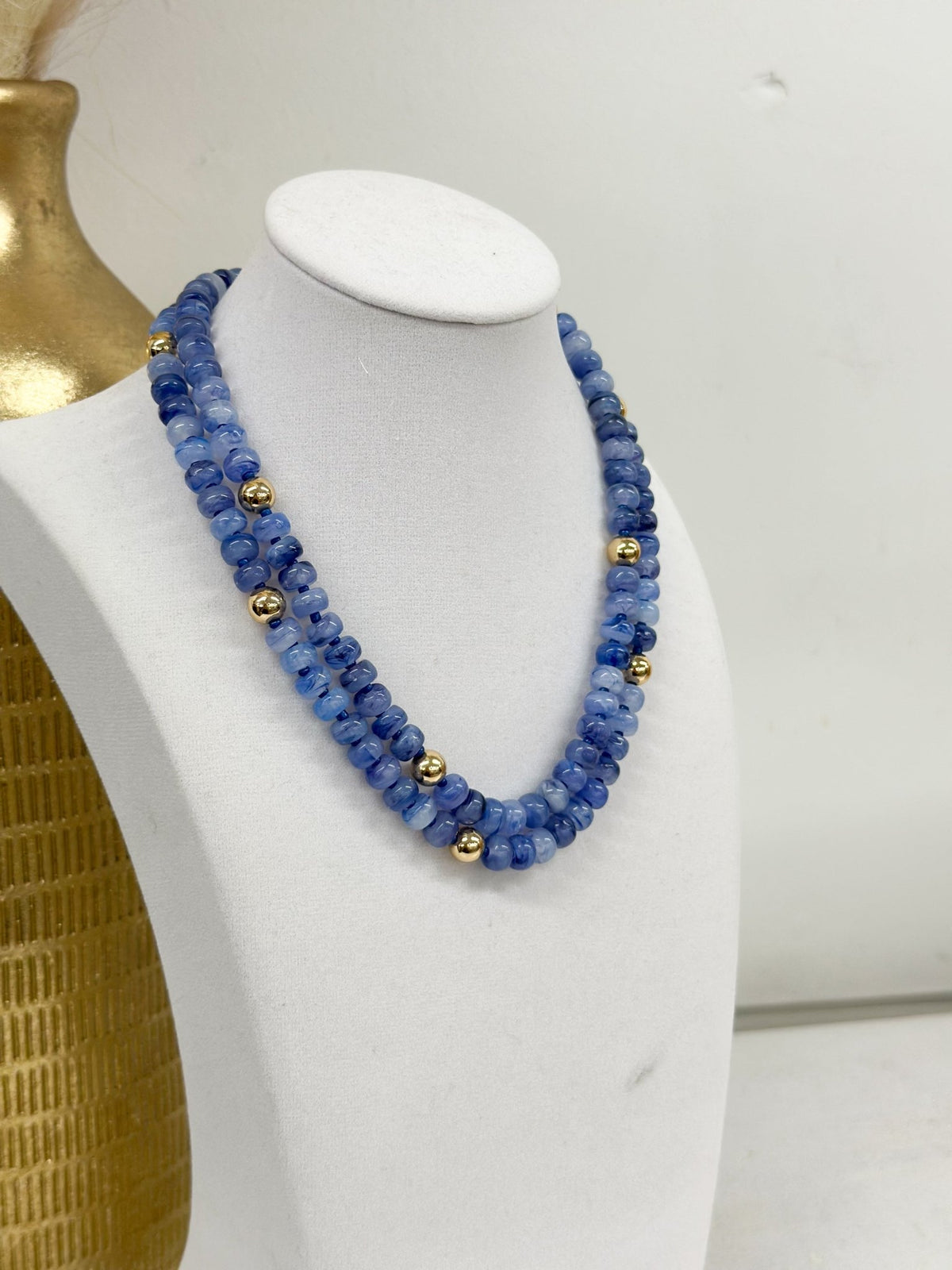 Multi-strand marble bead choker