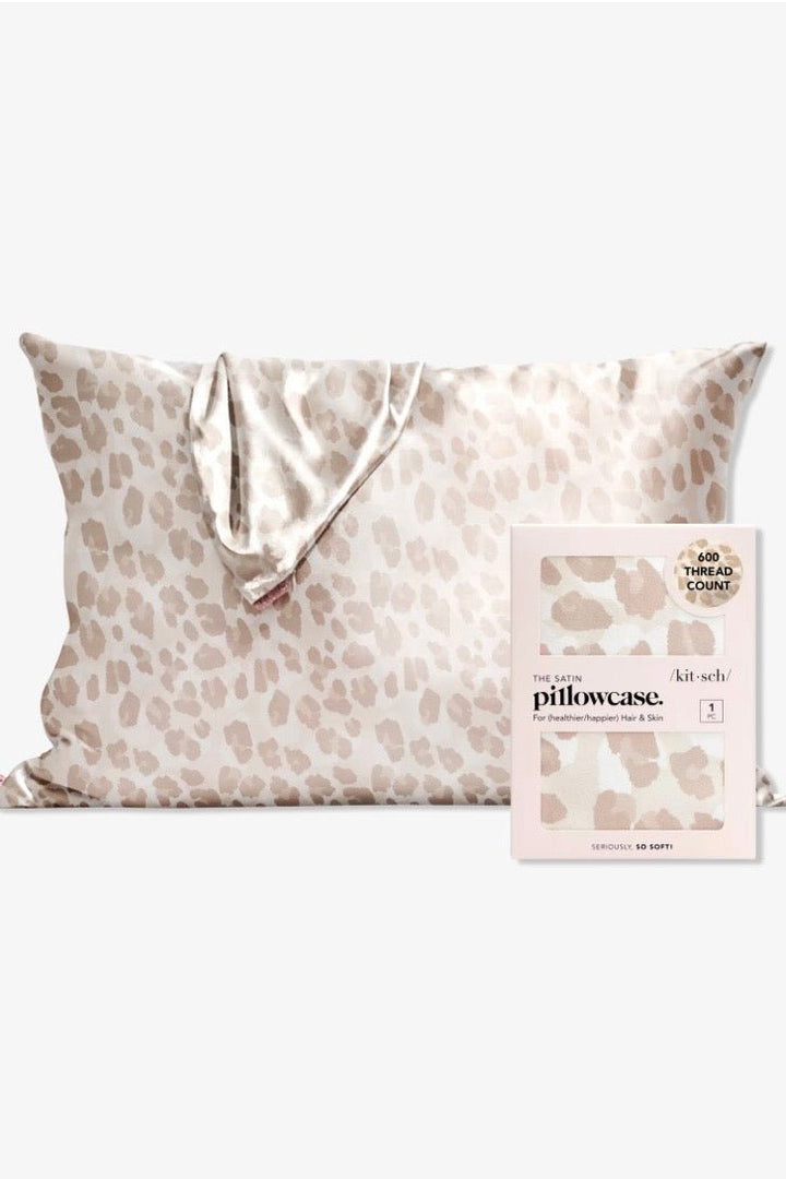 Standard satin pillowcase in a leopard print