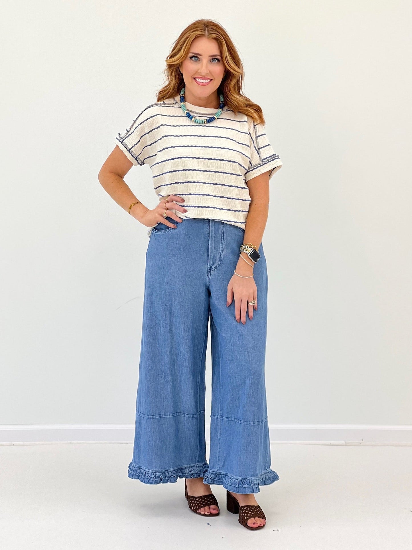 Striped top with a raised texture and short sleeves