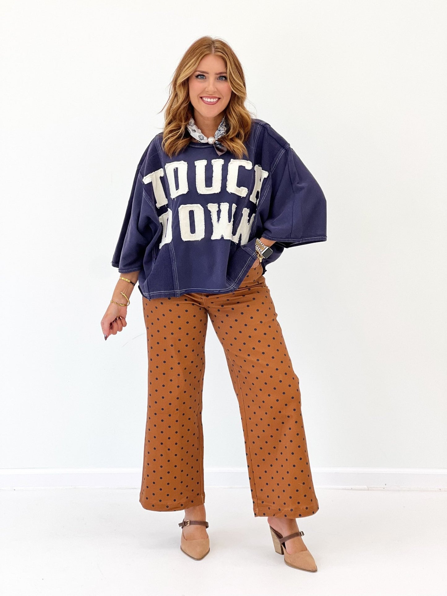 Boxy short sleeve sweatshirt with a chest print