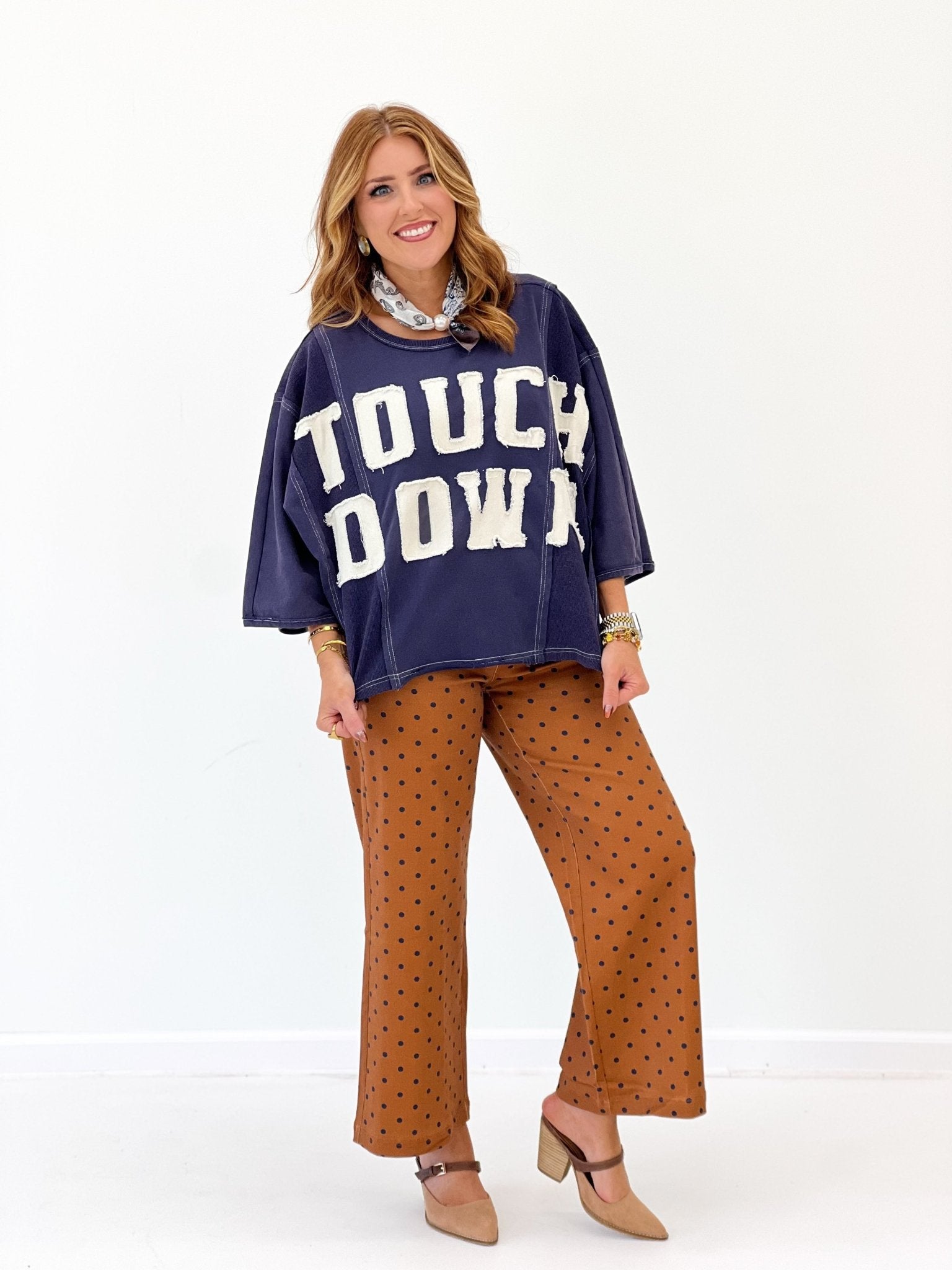 Oversized fleece tee with a Touchdown slogan