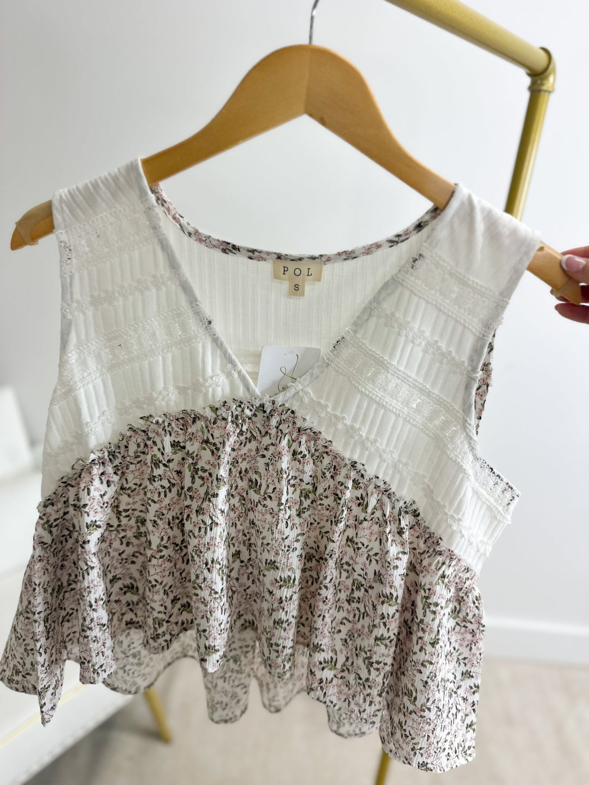Floral print sleeveless top with a soft drape