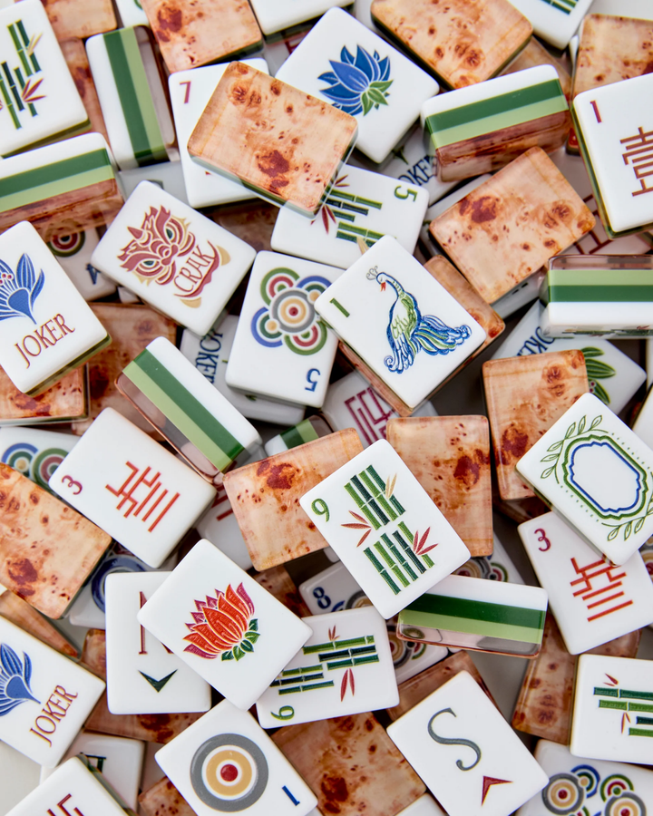 Heritage pattern mahjong tile set