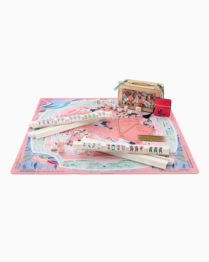 Mahjong table mat in the Heron pattern