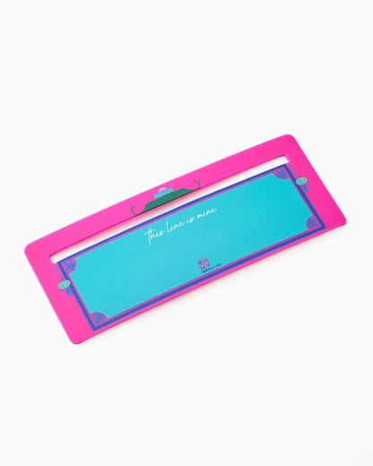 Pink line finder that marks your place on a mahjong card