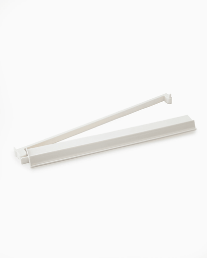 White acrylic rack and pusher for mahjong tiles