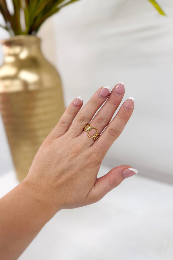 Olivia Circle Ring - Lavish BoutiqueAccessories