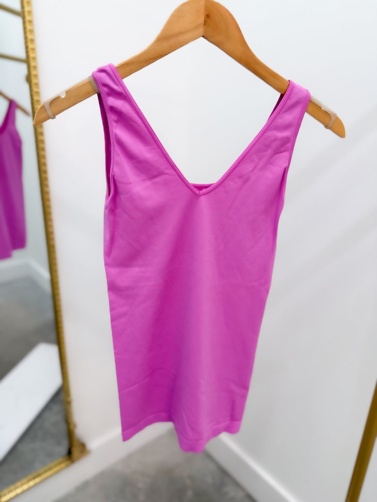 Reversible tank top with narrow shoulder straps