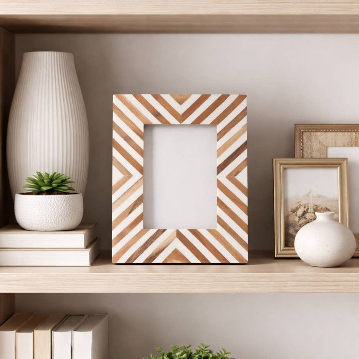 Picture Frame - Brown Resin Wood Herringbone Line, 4x6 in. - Lavish Boutique11-GIFTS