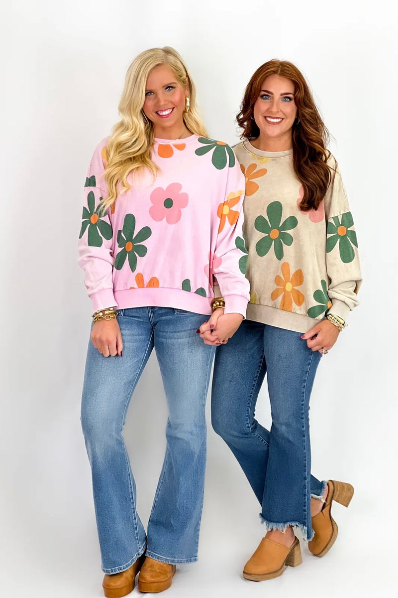 Bubble Gum Mineral Wash Flower Sweatshirt