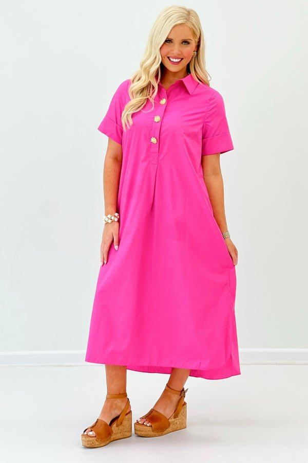 Collared short sleeve dress falling to midi length