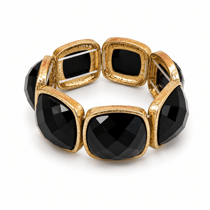 Statement bracelet with a faceted square stone