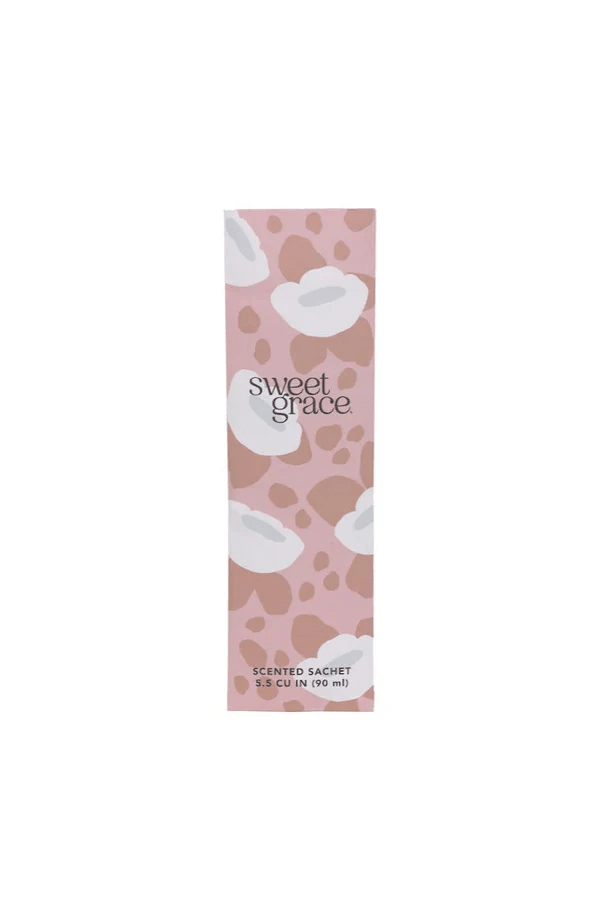 Sweet Grace slim scented sachet with a mod flower design