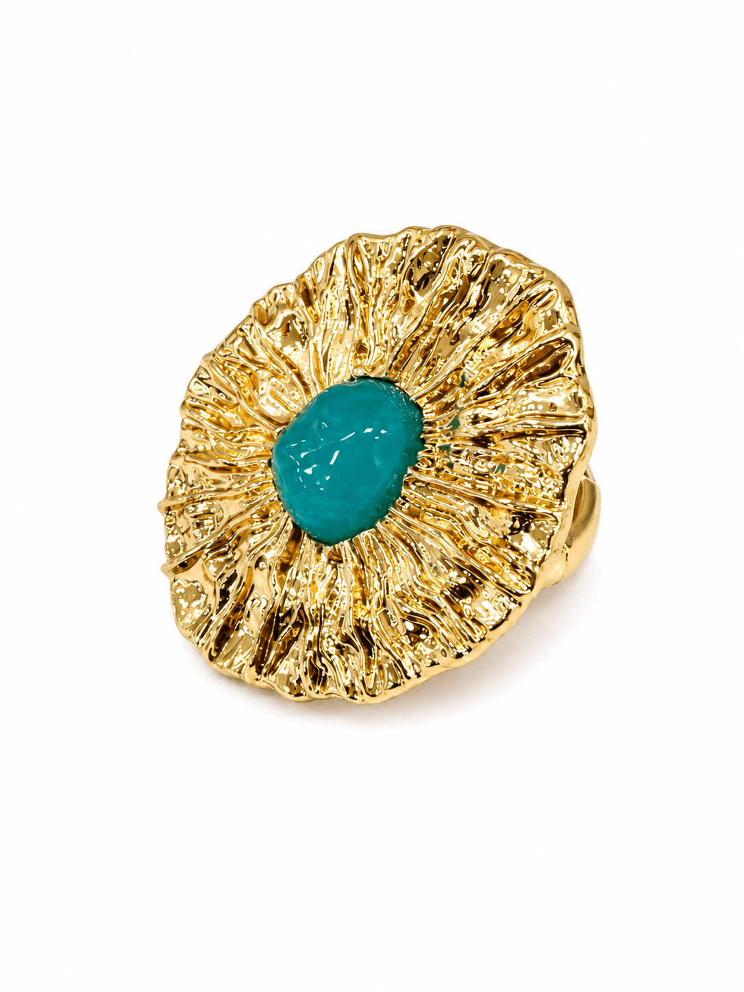 Oval resin ring on a wide gold band