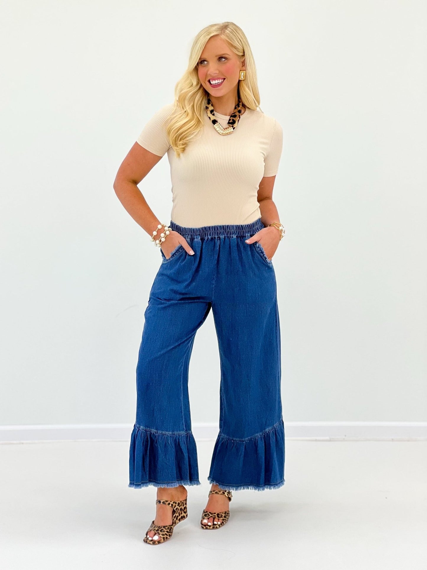 Umgee Ribbed Short Sleeve Top - Lavish Boutique01-TOPS