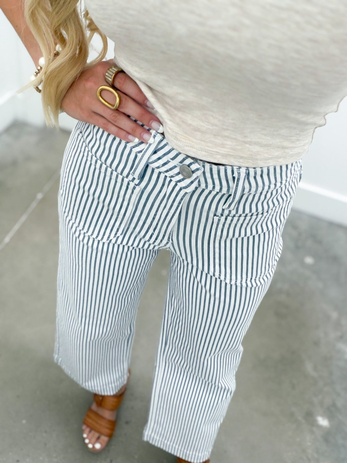 High rise wide leg pants with a vertical stripe