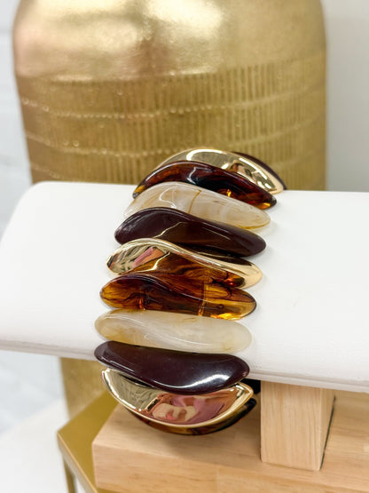 Organic shaped wide bangle